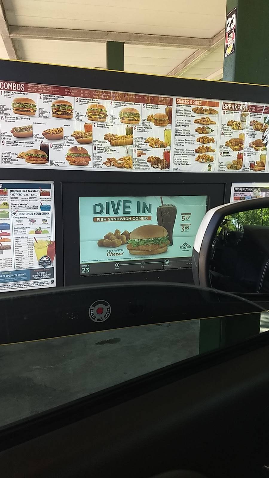 Sonic Drive-In | restaurant | 9703 Jones Rd, Houston, TX 77065, USA | 2818902100 OR +1 281-890-2100