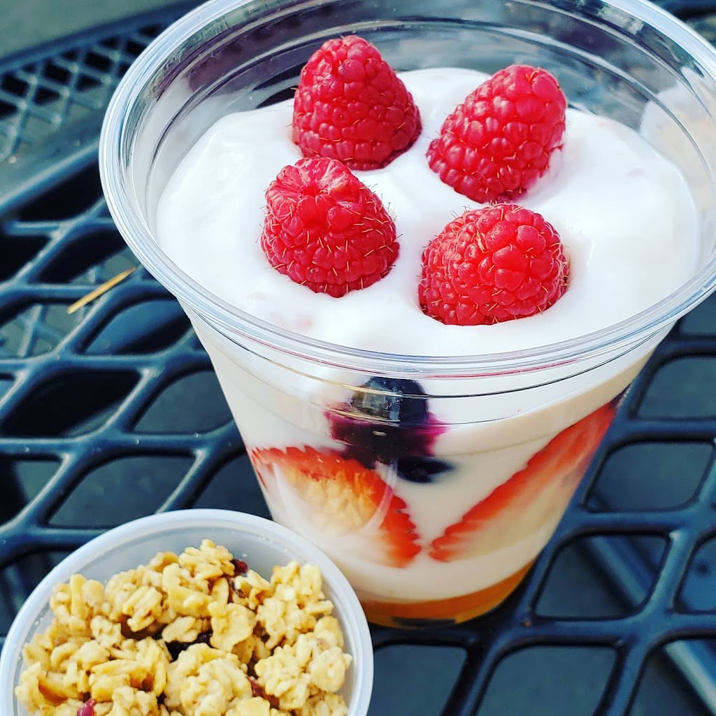 Kellans Dogs | restaurant | 360 SW Zobrist St, Estacada, OR 97023, USA | 9717104822 OR +1 971-710-4822