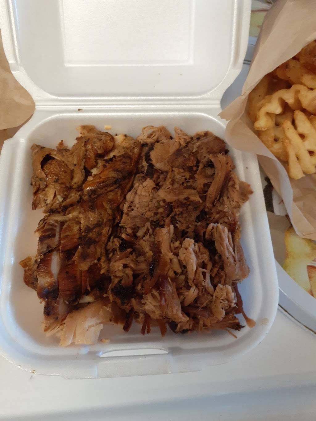 Dickeys Barbecue Pit | restaurant | 10551 E Garden Dr, Aurora, CO 80012, USA | 7203437518 OR +1 720-343-7518