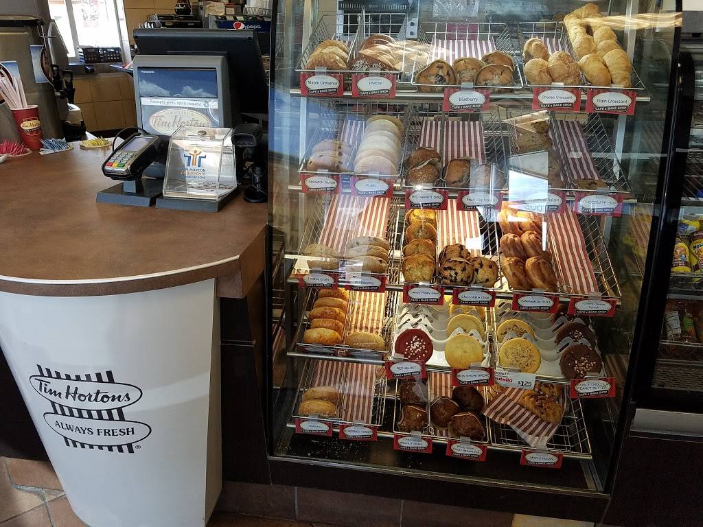 Tim Hortons | restaurant | 300 W Grand River Ave, Brighton, MI 48116, USA | 8102252796 OR +1 810-225-2796