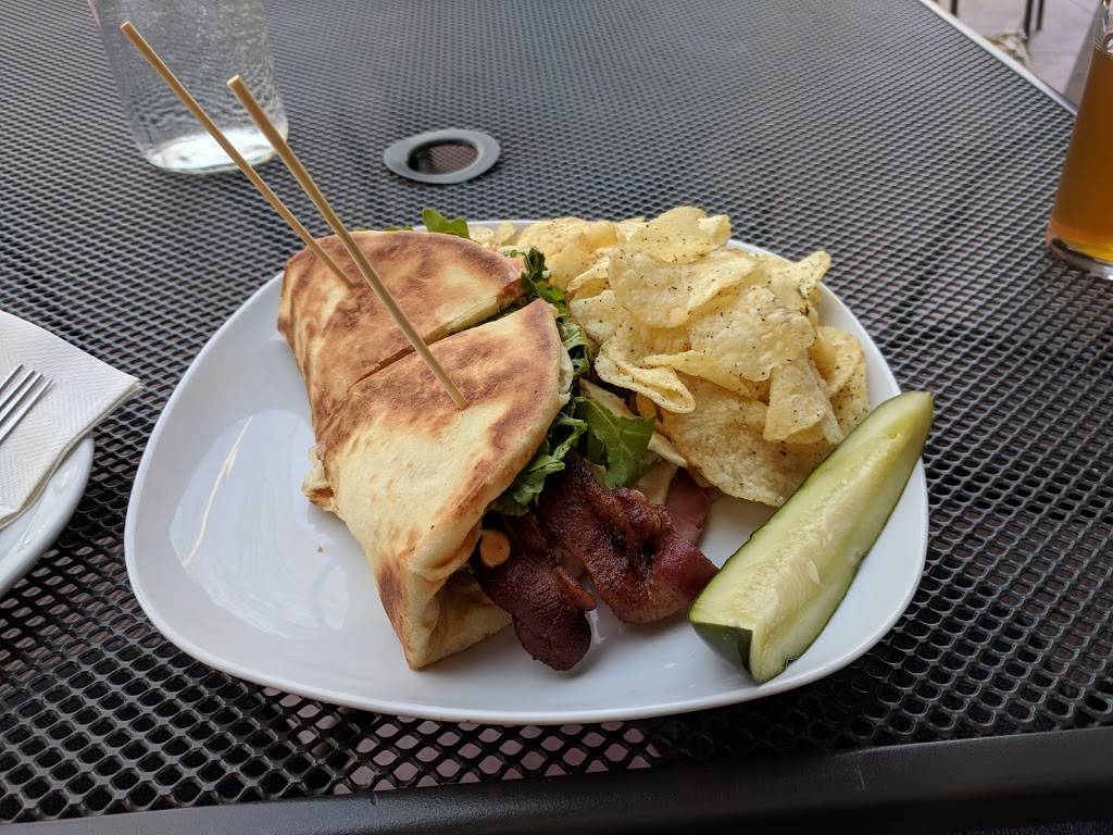 The Winchester | restaurant | 648 Wealthy St SE, Grand Rapids, MI 49503, USA | 6164514969 OR +1 616-451-4969