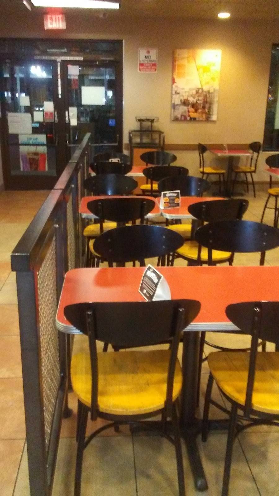 Jack in the Box | restaurant | 20037 Ventura Blvd, Woodland Hills, CA 91364, USA | 8188879339 OR +1 818-887-9339