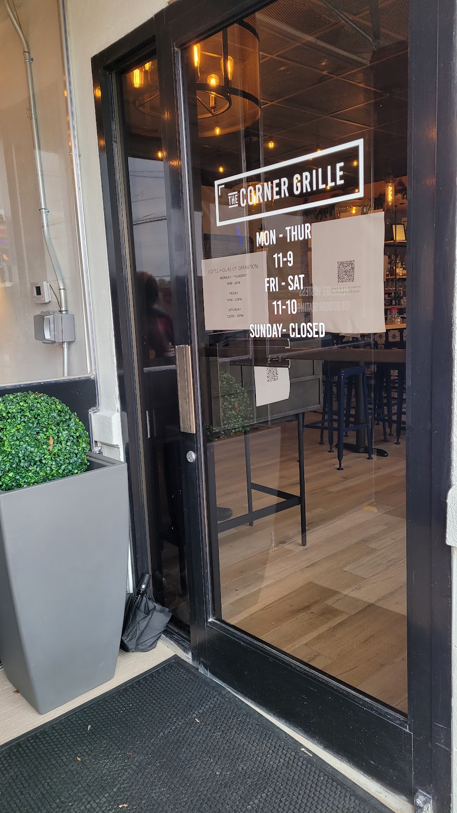 The Corner Grille Upper Westside | restaurant | 2341 Marietta Blvd NW, Atlanta, GA 30318, USA | 4048915159 OR +1 404-891-5159