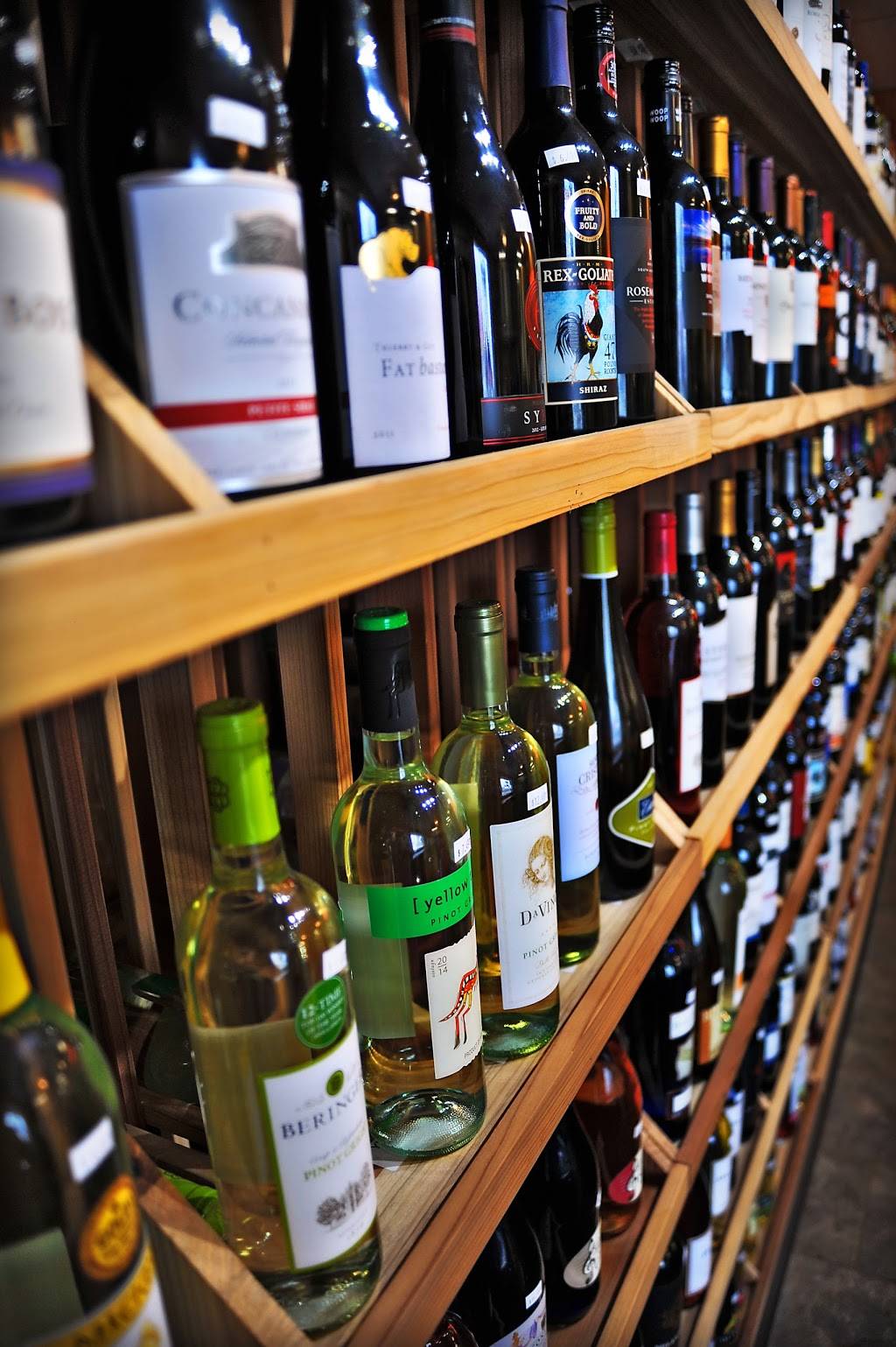 Villa Nova Drive Thru | meal delivery | 182 E Bank Rd, St Marys, OH 45885, USA | 4193945555 OR +1 419-394-5555