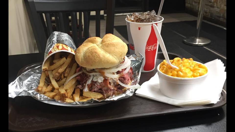 Beefalo Bobs Carryout | restaurant | 107 Mountain Rd, Pasadena, MD 21122, USA | 4107602333 OR +1 410-760-2333