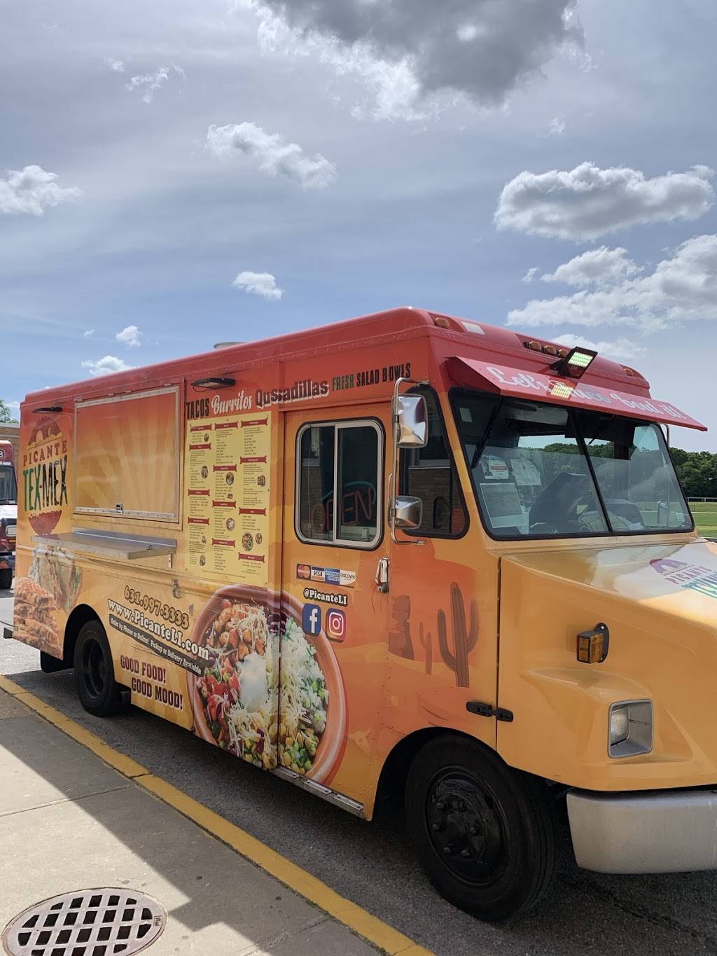 Picante Tex Mex | restaurant | 1809 E Jericho Turnpike, Huntington, NY 11743, USA | 6314569290 OR +1 631-456-9290