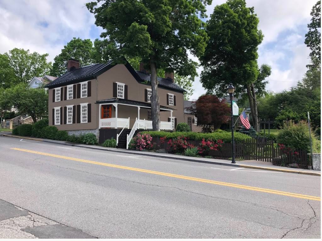 The Humble Tomato | restaurant | 855 Washington St West, Lewisburg, WV 24901, USA | 6813183788 OR +1 681-318-3788