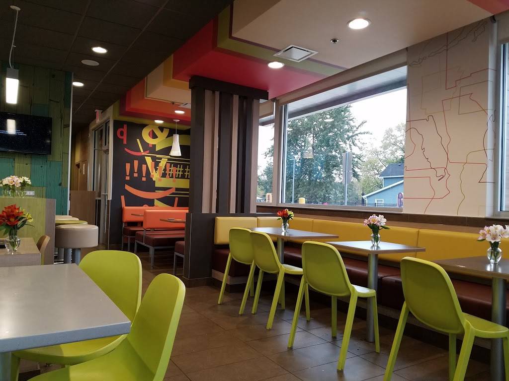 McDonalds | cafe | 2535 Ogden Ave, Downers Grove, IL 60515, USA | 6309647433 OR +1 630-964-7433