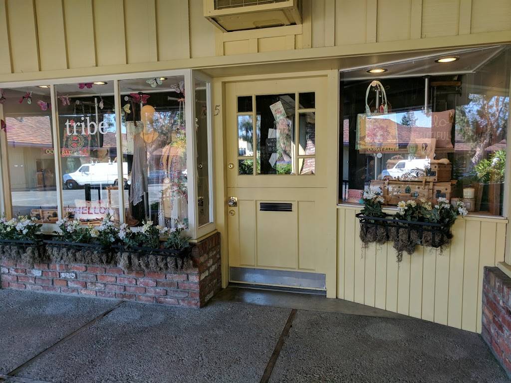 Starbucks | cafe | 14410 Big Basin Way d, Saratoga, CA 95070, USA | 4087411264 OR +1 408-741-1264