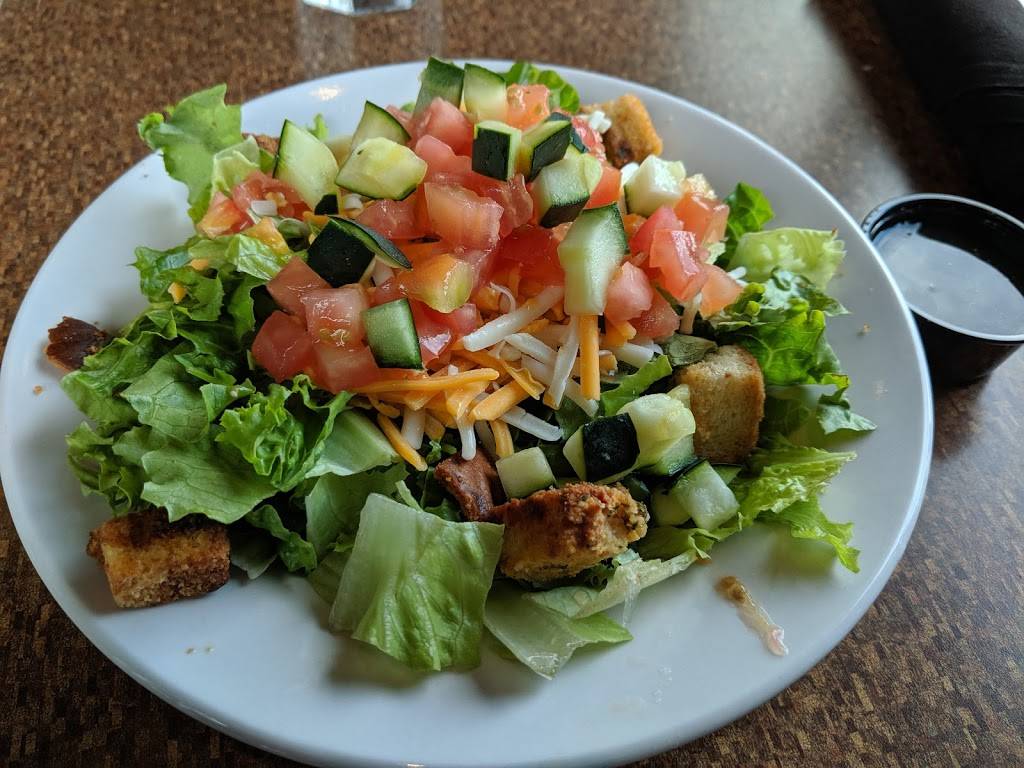 The Brass Rail | restaurant | 4601 State Hwy K, OFallon, MO 63368, USA | 6363291349 OR +1 636-329-1349