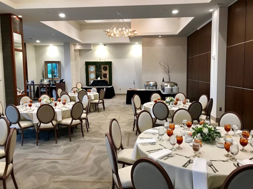 Chesapeakes Seafood Restaurant & Raw Bar | restaurant | 9630 Parkside Dr, Knoxville, TN 37922, USA | 8658519088 OR +1 865-851-9088