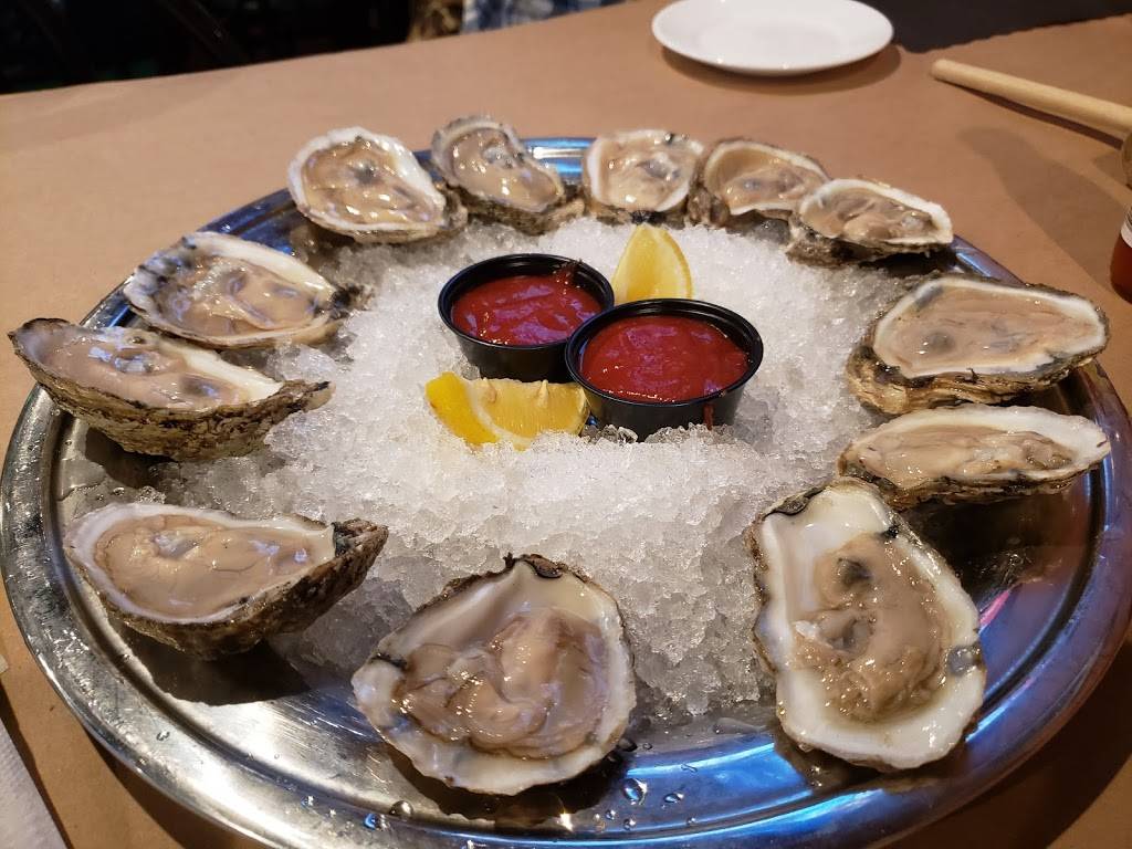 Costas Inn | restaurant | 4100 North Point Blvd, Baltimore, MD 21222, USA | 4104771975 OR +1 410-477-1975