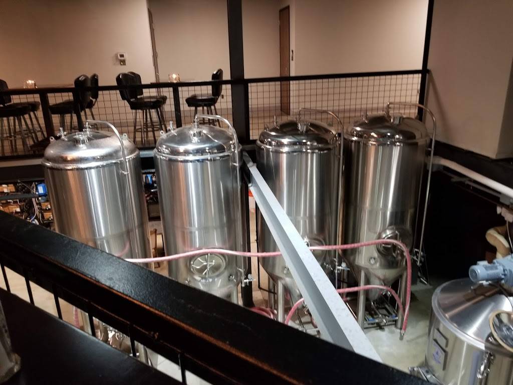 Crane Room Grille | restaurant | 3009 Wilmington Rd, New Castle, PA 16105, USA | 7246561553 OR +1 724-656-1553