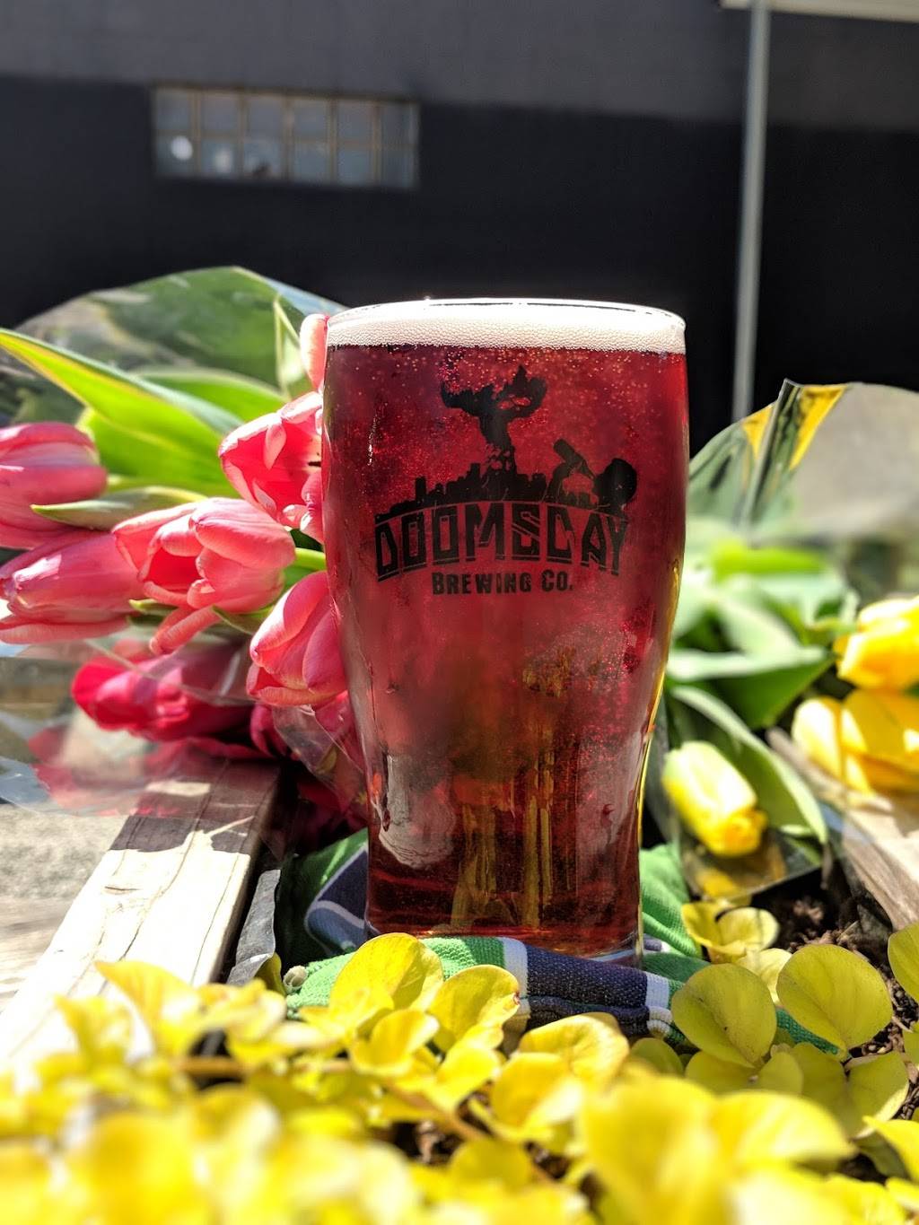 Doomsday Brewing Safe House | restaurant | 1919 Main St, Vancouver, WA 98660, USA | 3605037649 OR +1 360-503-7649