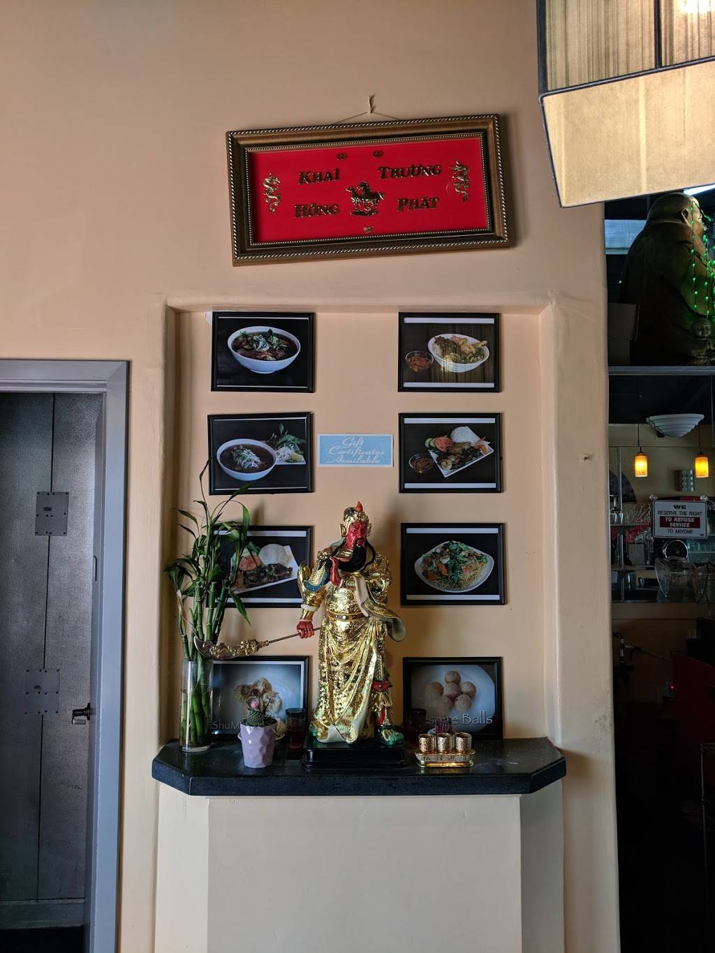 The Noodle Palace | restaurant | 3678 The Barnyard Ste E-31, Carmel-By-The-Sea, CA 93923, USA | 8316227777 OR +1 831-622-7777