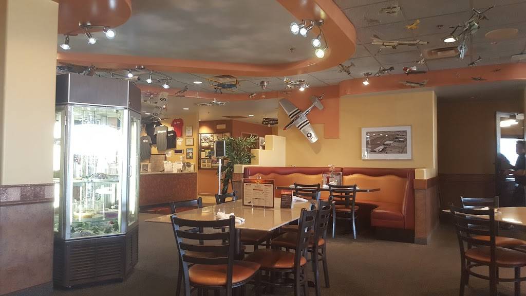 Deer Valley Airport Restaurant | restaurant | 702 W Deer Valley Rd, Phoenix, AZ 85027, USA | 6235825454 OR +1 623-582-5454