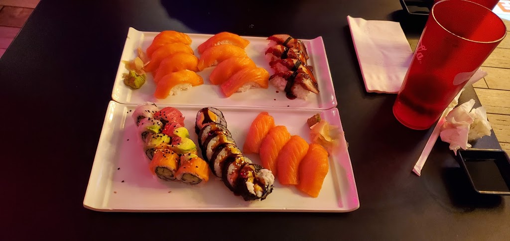 Rock N Roll Sushi | restaurant | 273 S McGregor Ave, Mobile, AL 36608, USA | 2512870445 OR +1 251-287-0445