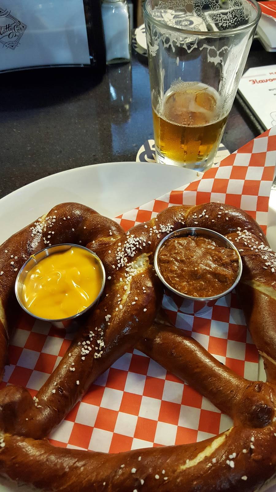 Matty Gs Steakburgers & Spirits | restaurant | 25401 Madison Ave, Murrieta, CA 92562, USA | 9514611061 OR +1 951-461-1061