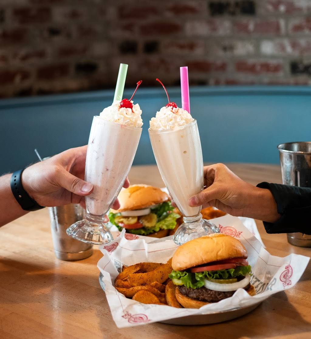 Fuddruckers | restaurant | 711 Lucky Ln, Robinsonville, MS 38664, USA | 6623635825 OR +1 662-363-5825