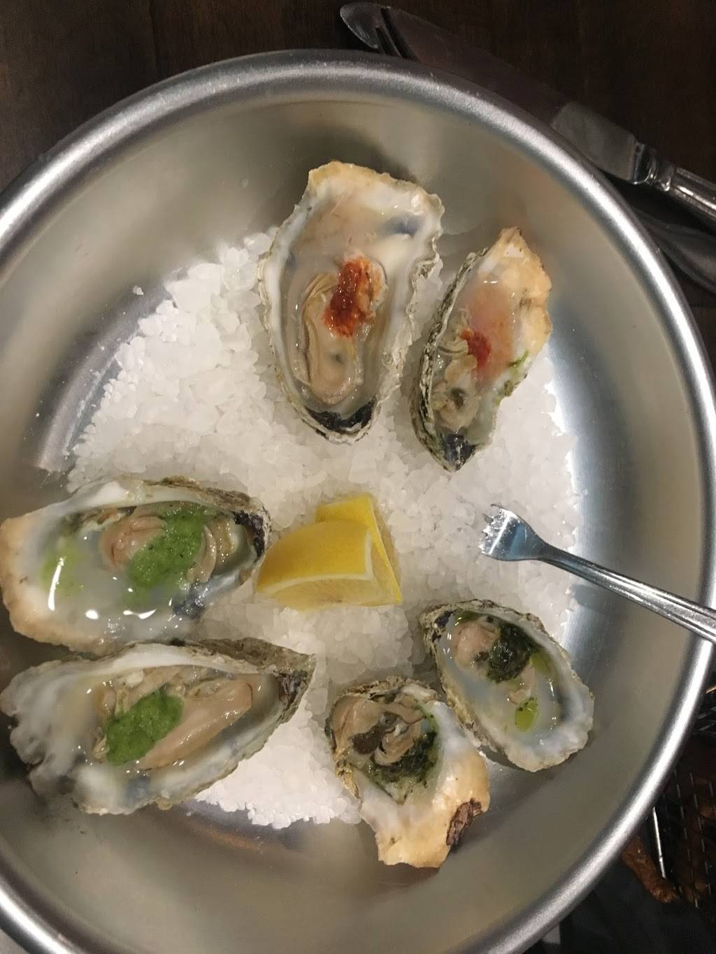 Dredge | restaurant | 4357 Irvington Rd, Irvington, VA 22480, USA | 8044386363 OR +1 804-438-6363