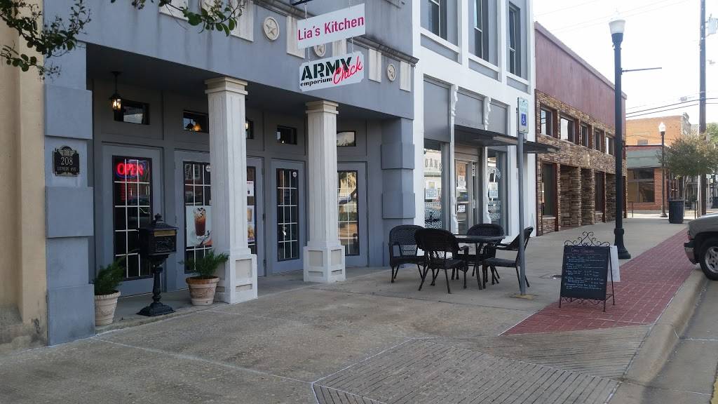 Lias Kitchen | restaurant | 208 E Lufkin Ave, Lufkin, TX 75901, USA | 9366342778 OR +1 936-634-2778