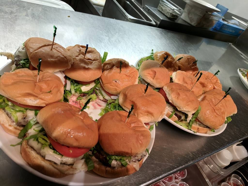 Martels Grill and Bar | restaurant | 418 Consaul Rd, Schenectady, NY 12304, USA | 5189820220 OR +1 518-982-0220