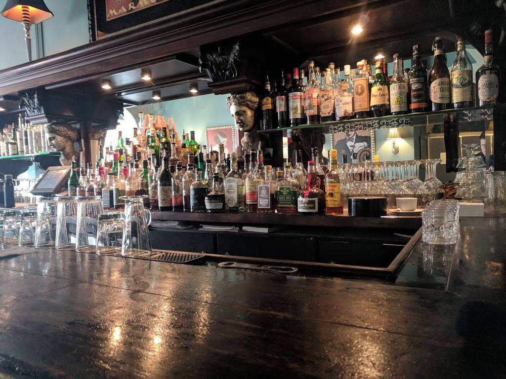 Buckleys Restaurant & Bar | restaurant | 3908, 801 N Cass St, Milwaukee, WI 53202, USA | 4142771111 OR +1 414-277-1111