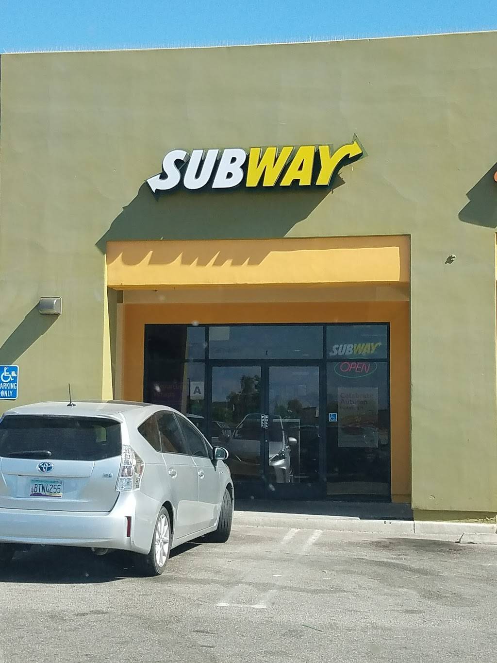 Subway | restaurant | 43430 Monroe St Suite K, Indio, CA 92201, USA | 7607750140 OR +1 760-775-0140