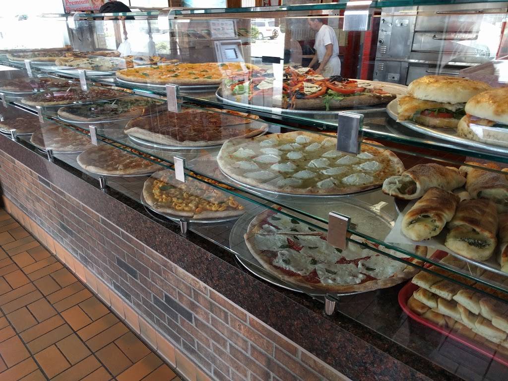 Vinnis Pizzarama | restaurant | 1025 Hamburg Turnpike, Wayne, NJ 07470, USA | 9736281510 OR +1 973-628-1510