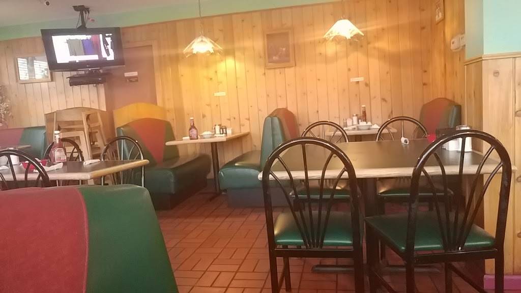 Green Apple Restaurant | restaurant | 7156 Cooley Lake Rd, Waterford Twp, MI 48327, USA | 2483669100 OR +1 248-366-9100