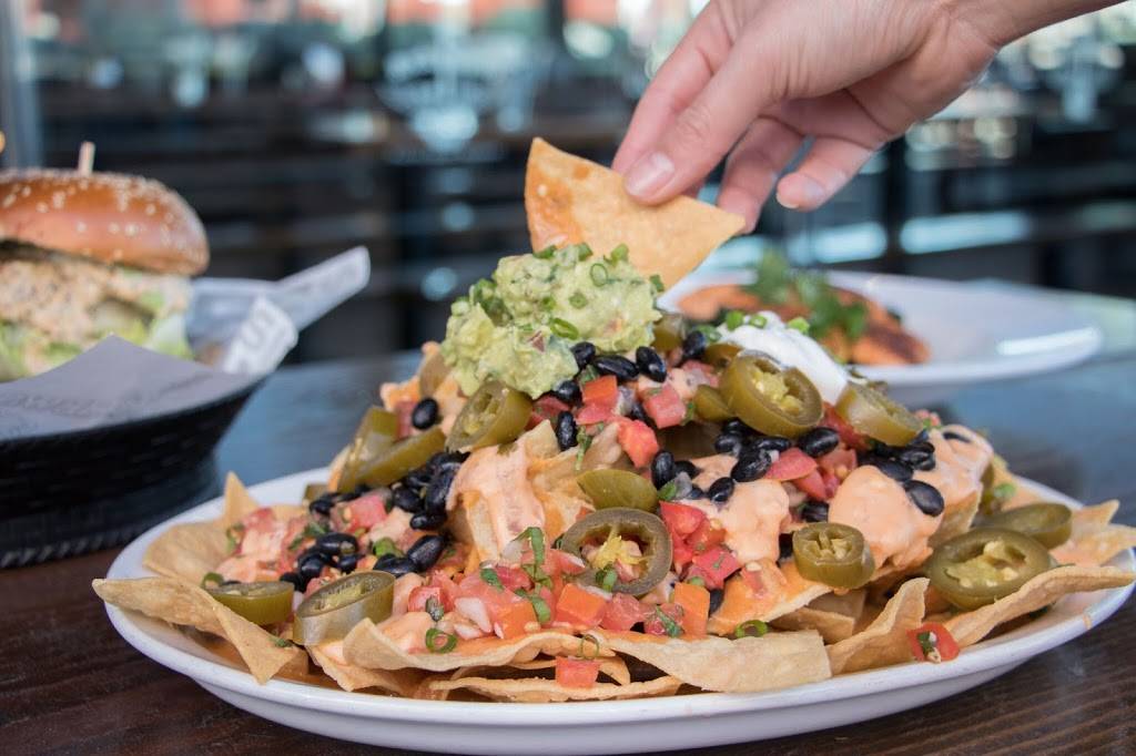 Rock & Brews Rancho Cucamonga | restaurant | 12225 E Foothill Blvd, Rancho Cucamonga, CA 91739, USA | 9099228586 OR +1 909-922-8586