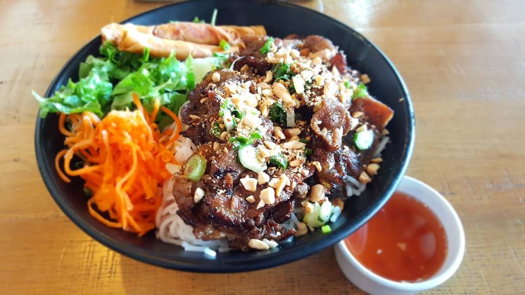 Summer Rolls | restaurant | 5728 Rosemead Blvd #100, Temple City, CA 91780, USA | 6268722899 OR +1 626-872-2899