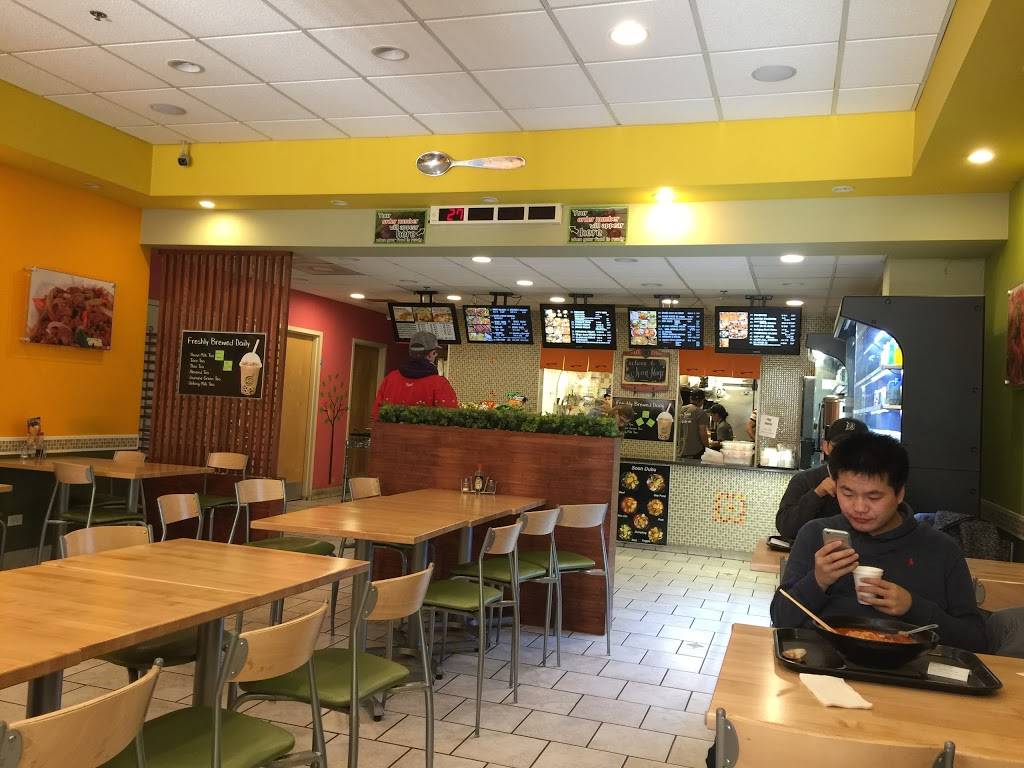 Spoon House | restaurant | 616 E Green St, Champaign, IL 61820, USA | 2173443483 OR +1 217-344-3483