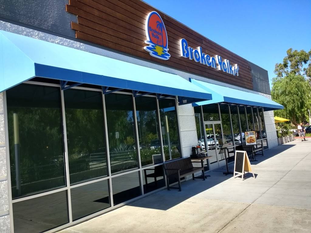 The Broken Yolk Cafe | restaurant | 200 E Via Rancho Pkwy #247, Escondido, CA 92025, USA | 7609069655 OR +1 760-906-9655