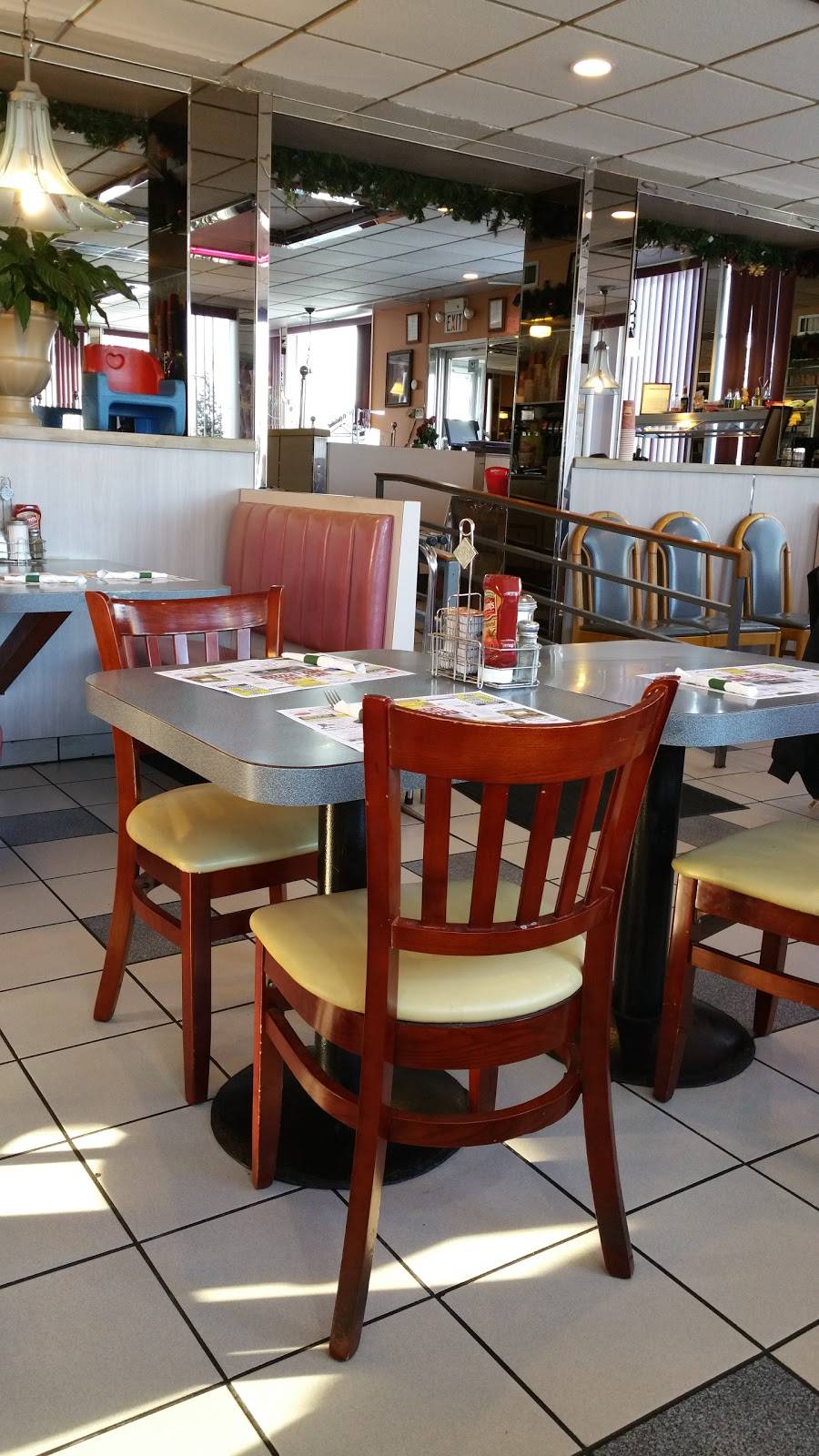 Barclay Heights Diner | restaurant | 1 Village Dr, Saugerties, NY 12477, USA | 8452464610 OR +1 845-246-4610