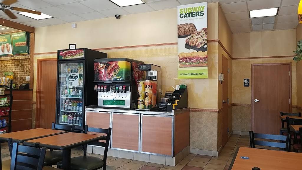 Subway | restaurant | 4819 SW 8th St, Miami, FL 33134, USA | 7865585195 OR +1 786-558-5195