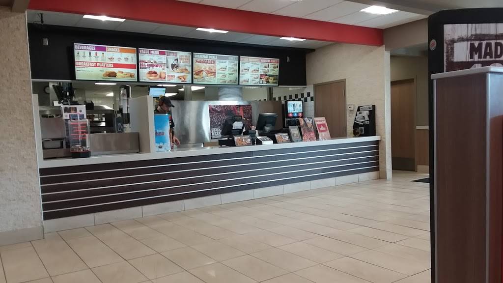 Burger King | restaurant | 2329 Main St, Keokuk, IA 52632, USA | 3195242822 OR +1 319-524-2822