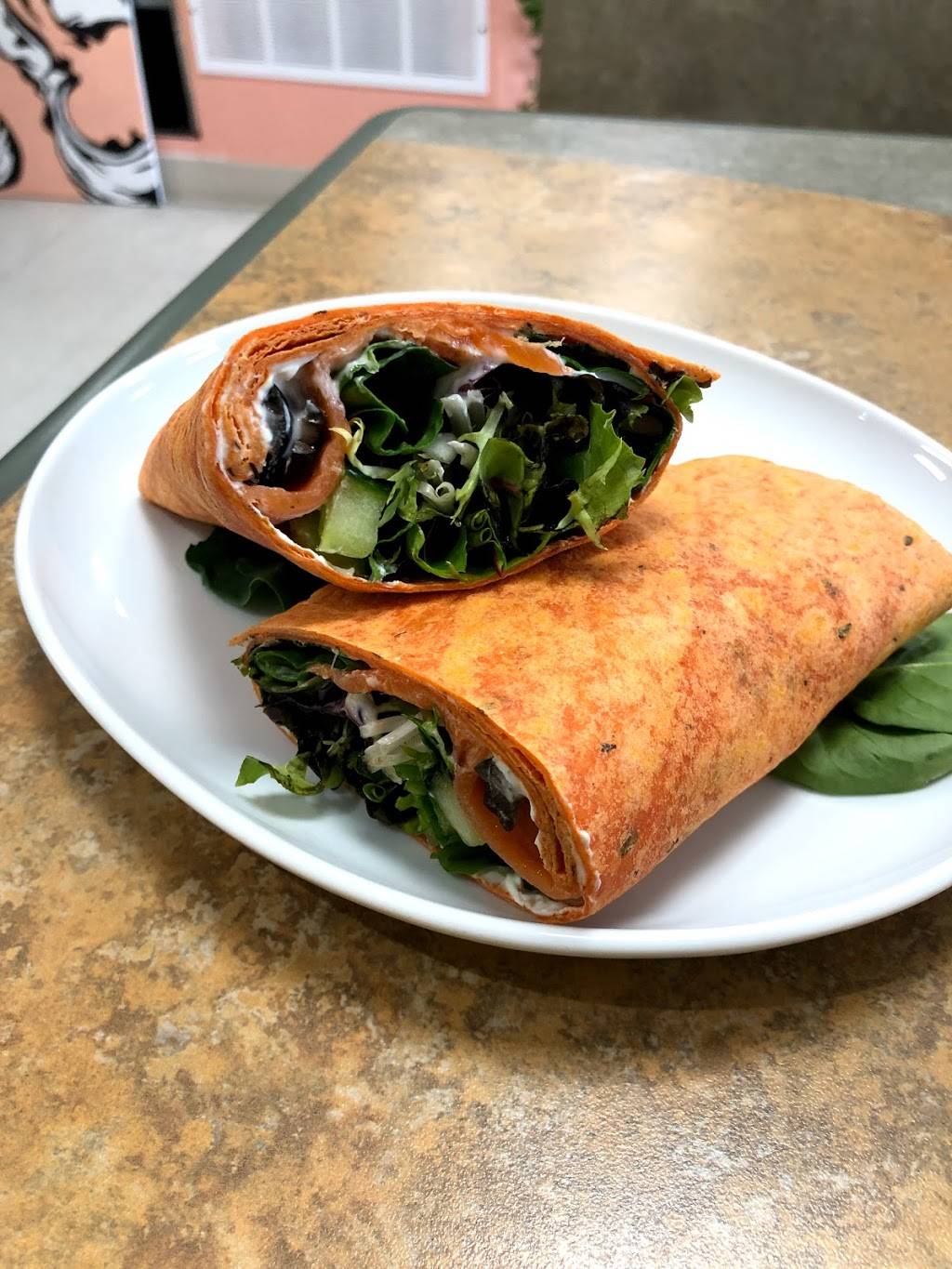 Classic Juice Co. | restaurant | 287 Coxwell Ave, Toronto, ON M4L 3B5, Canada | 6473495483 OR +1 647-349-5483