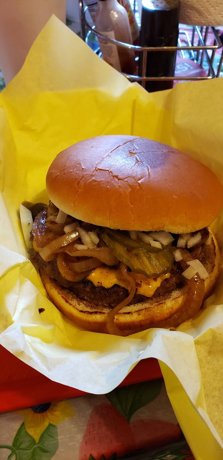 Lunch At Sams | restaurant | 10151 Alfred Ln, Houston, TX 77041, USA | 7134620474 OR +1 713-462-0474