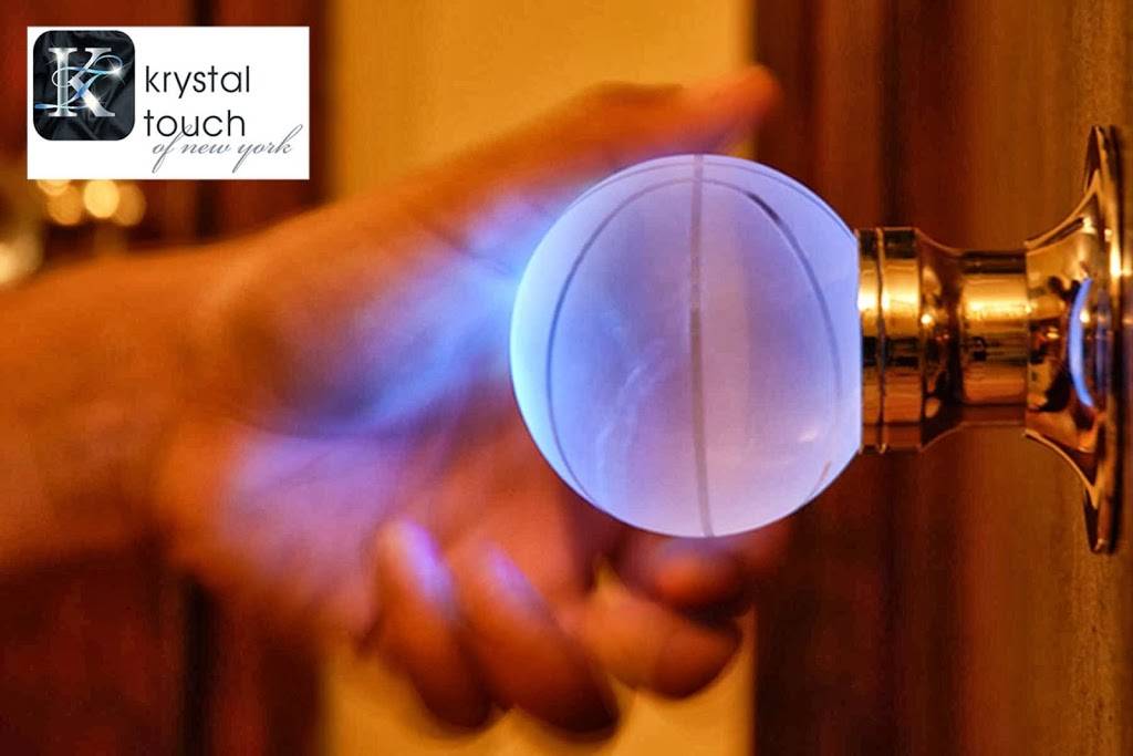 Krystal Touch Of NY Inc | restaurant | 185 Wallace St, Freeport, NY 11520, USA | 5163122080 OR +1 516-312-2080