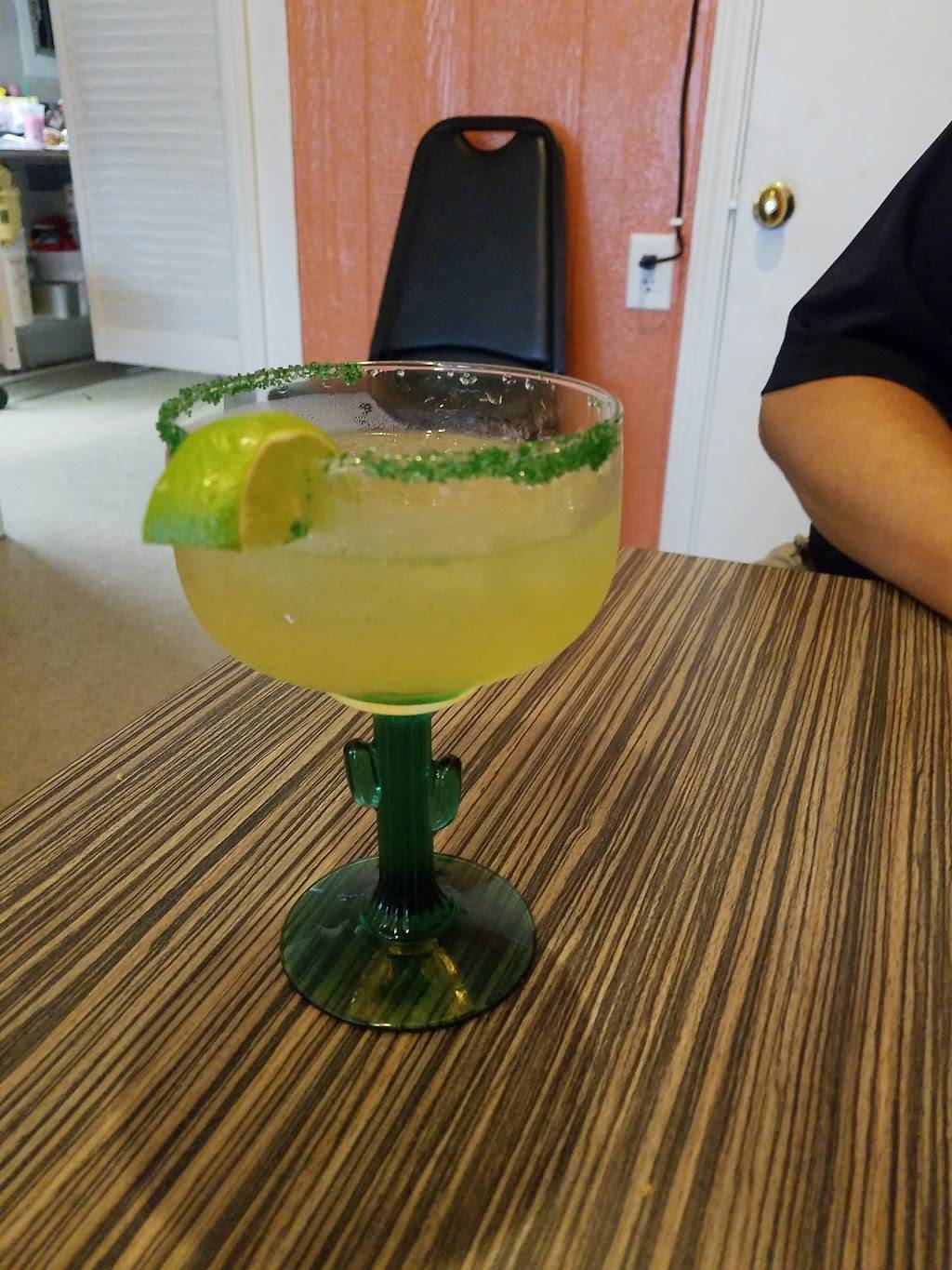 Ochoas Margarita | restaurant | 8435-8463 Lincoln Hwy, Churubusco, IN 46723, USA | 2606932377 OR +1 260-693-2377