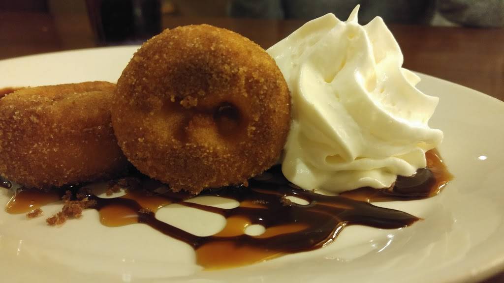 Swiss Chalet | restaurant | 1910 Bank St, Ottawa, ON K1V 7Z8, Canada | 6137337231 OR +1 613-733-7231