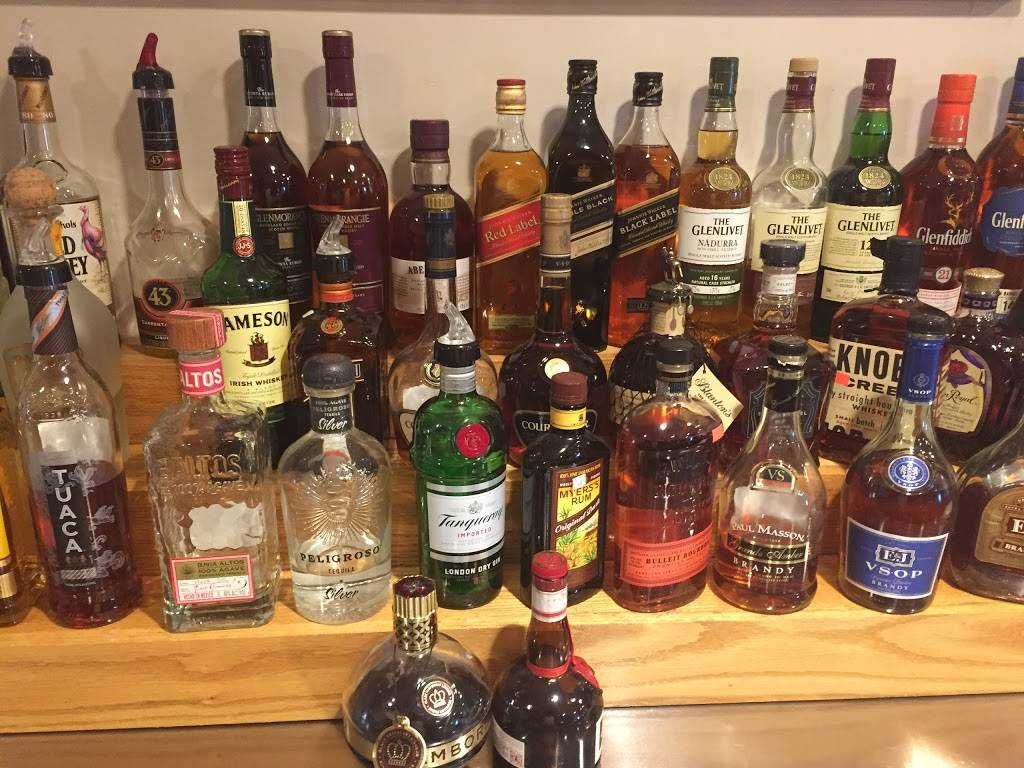 Taj Liquor & Restaurant | restaurant | 9610 Pulaski Hwy, Middle River, MD 21220, USA | 4106866333 OR +1 410-686-6333