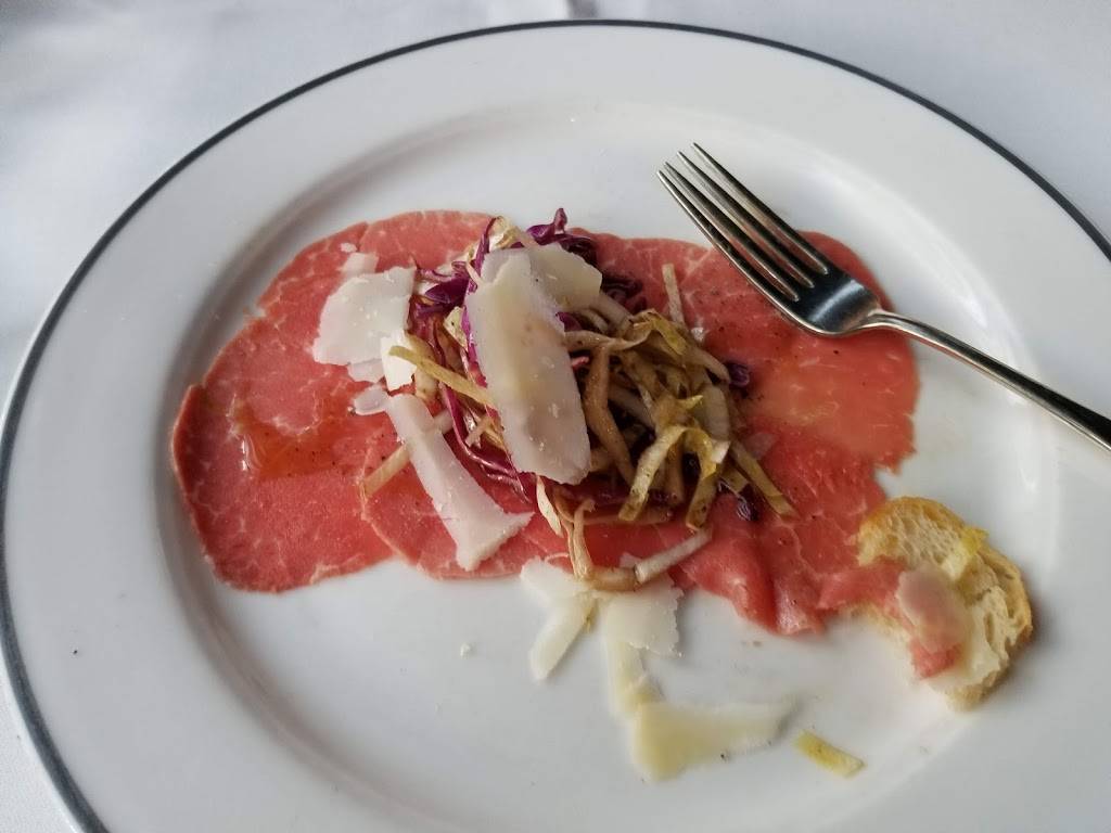 Anthonys Bar | restaurant | 410 Market St, St. Louis, MO 63102, USA | 3142317007 OR +1 314-231-7007