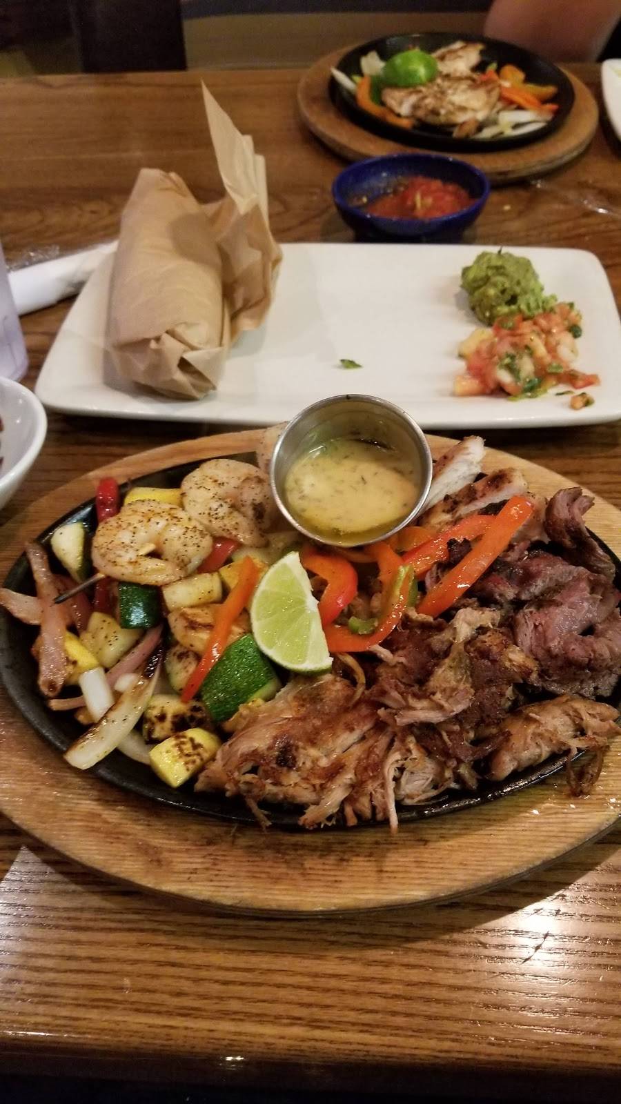 On The Border Mexican Grill & Cantina | meal takeaway | 11947U Fair Oaks Mall G 213, Fairfax, VA 22033, USA | 7039883577 OR +1 703-988-3577