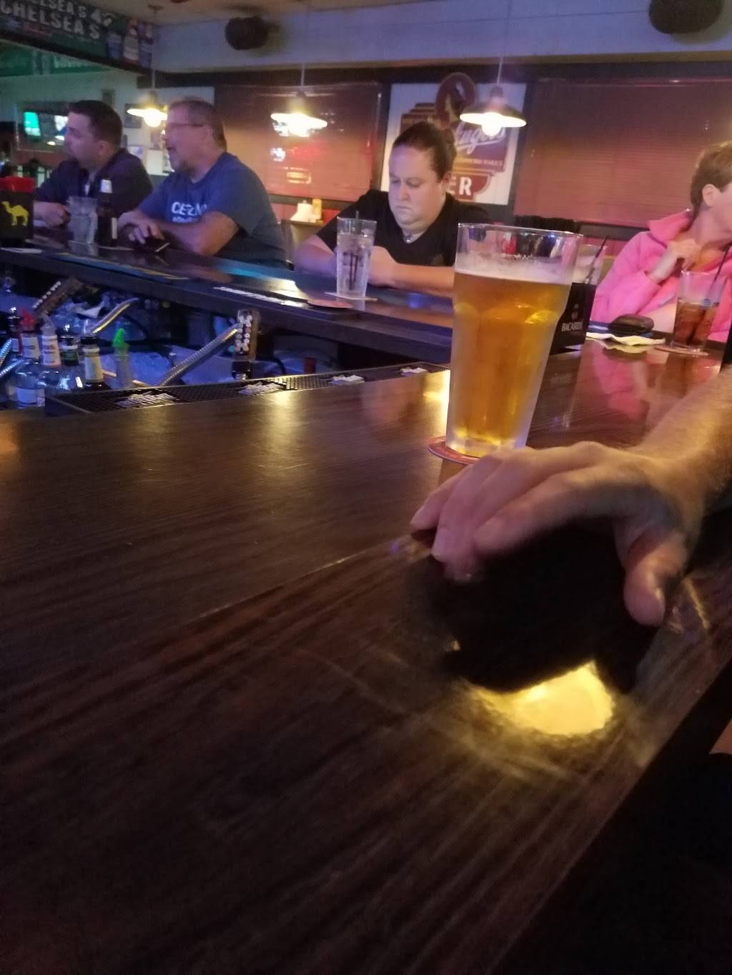 Chelseas On the River | restaurant | 1904, 2771 Front St, Cuyahoga Falls, OH 44221, USA | 3309282122 OR +1 330-928-2122