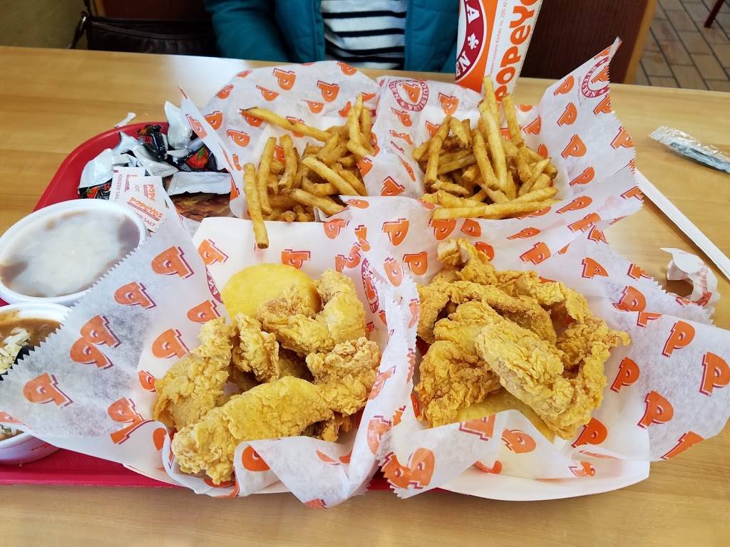 Popeyes Louisiana Kitchen | restaurant | 481 S Broadway, Salem, NH 03079, USA | 6034585564 OR +1 603-458-5564