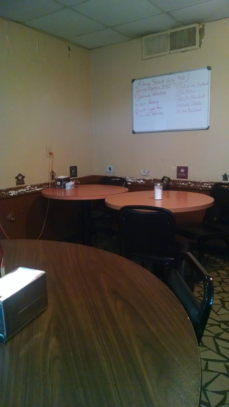 JennaBugs Cafe | restaurant | 88 Delway Hwy, Rose Hill, NC 28458, USA | 9105326040 OR +1 910-532-6040