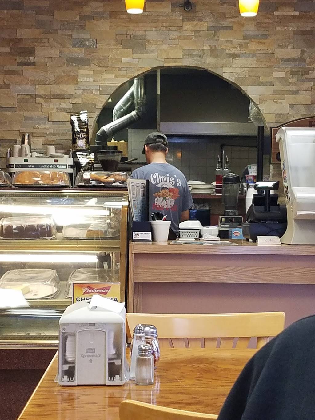 Chriss Pizza & Deli | restaurant | 85 Airport Rd, Hartford, CT 06114, USA | 8602960511 OR +1 860-296-0511