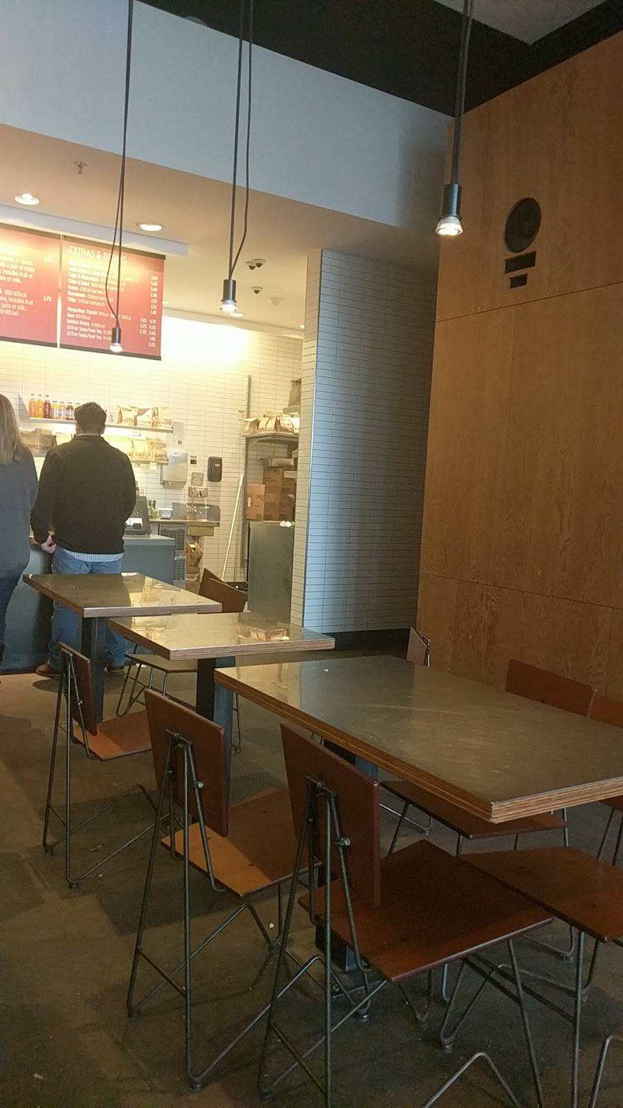 Chipotle Mexican Grill | restaurant | 444 Rte 211 E, Ste 2, Middletown, NY 10940, USA | 8453444149 OR +1 845-344-4149